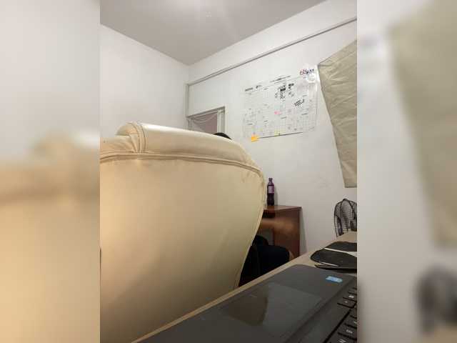 angie-e live cam on BongaCams