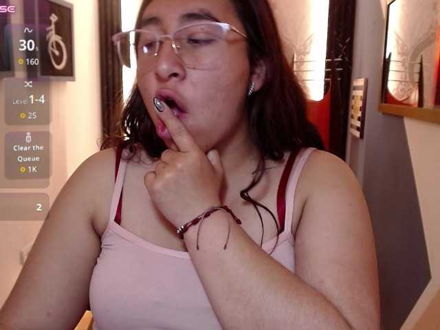 Celestee-kimm live cam on BongaCams