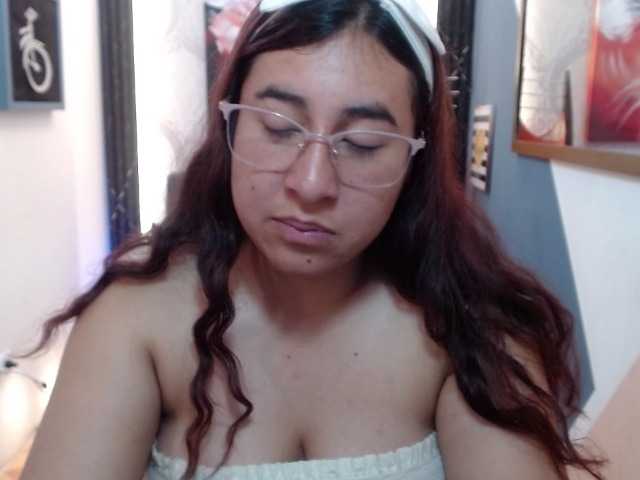 Celestee-kimm live cam on BongaCams