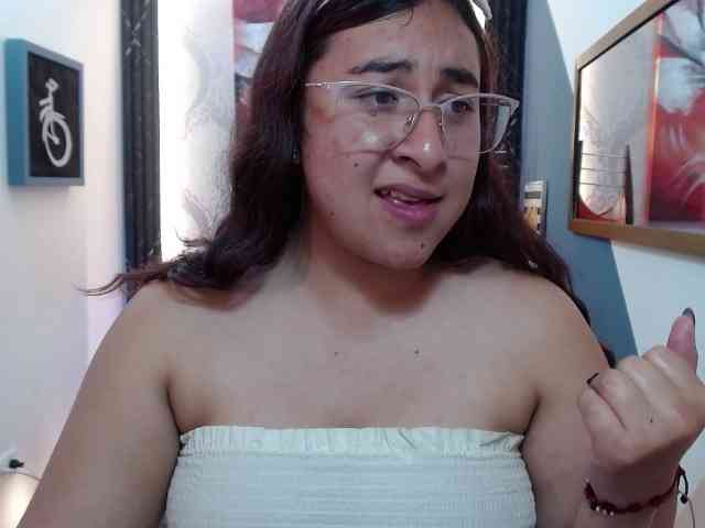 Celestee-kimm webcam