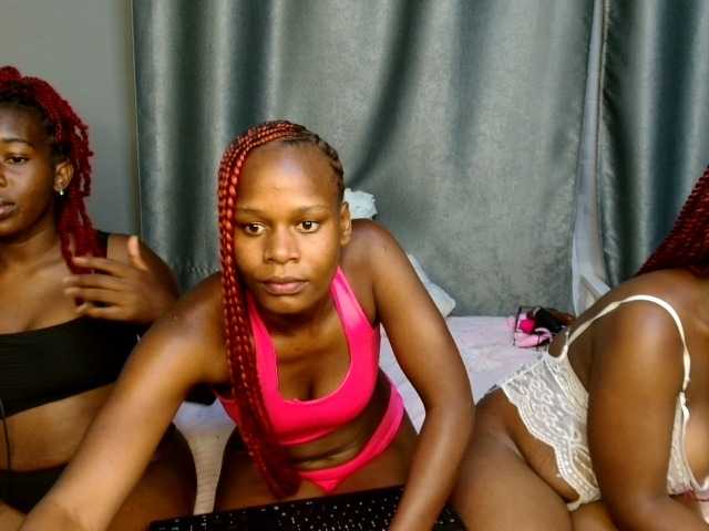 Lovieass live cam preview