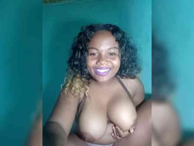 Joenah03 webcam