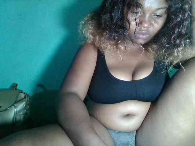 Joenah03 webcam