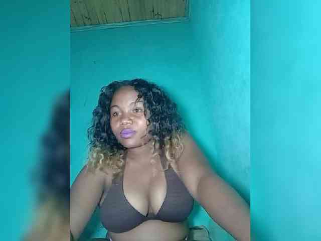 Joenah03 webcam