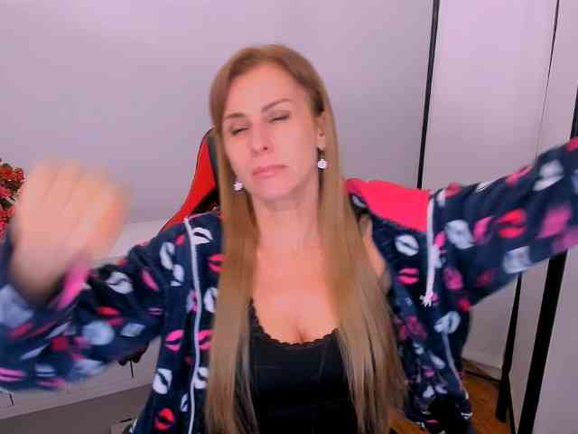 AnnWomen
