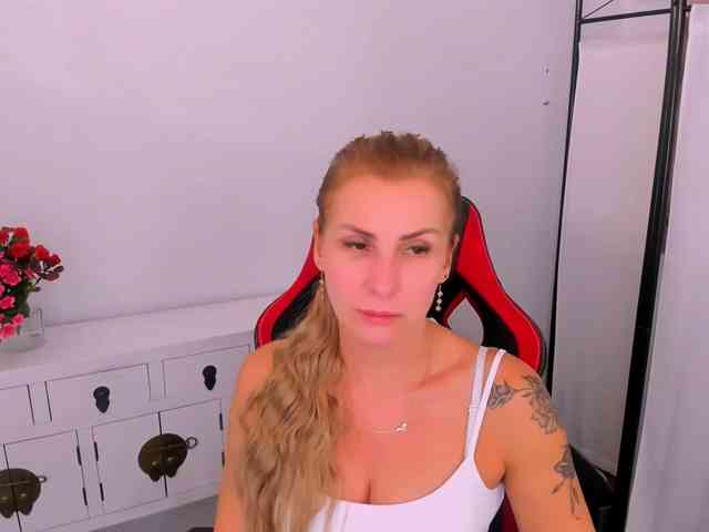 AnnWomen webcam
