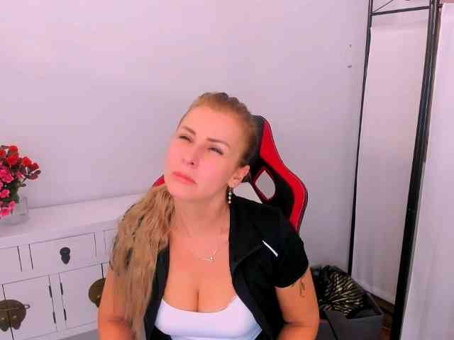 AnnWomen