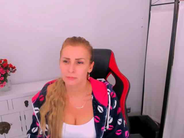 AnnWomen