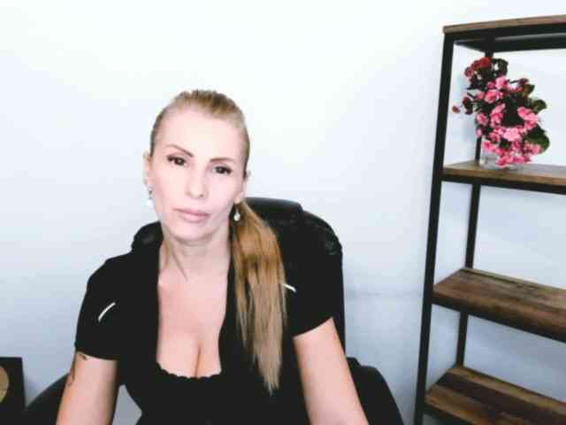 AnnWomen