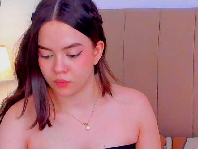 BellaFontana live cam on BongaCams