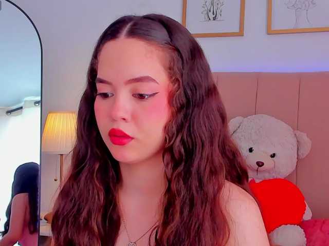BellaFontana live cam on BongaCams