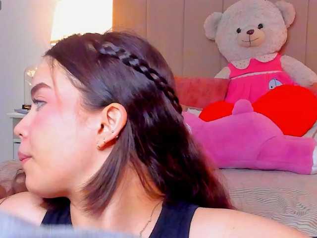 BellaFontana live cam on BongaCams