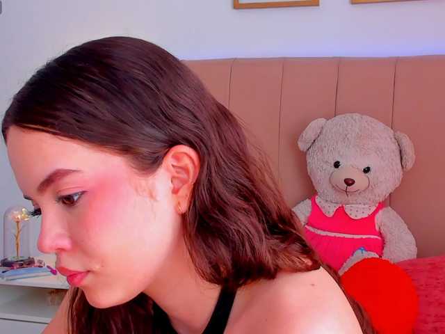 BellaFontana live cam on BongaCams