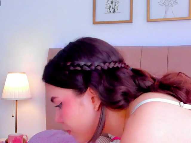 BellaFontana — live female cam