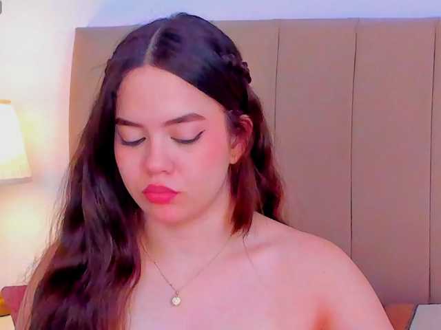 BellaFontana live cam on BongaCams