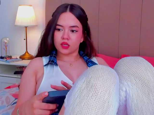 BellaFontana live cam on BongaCams