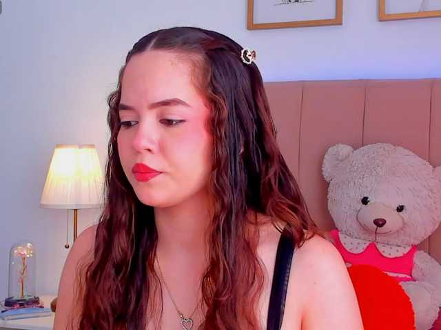 BellaFontana live cam on BongaCams