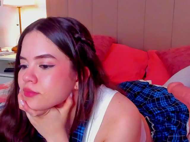 BellaFontana live cam on BongaCams