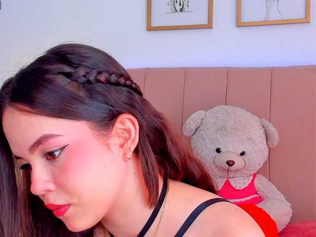 BellaFontana live cam on BongaCams