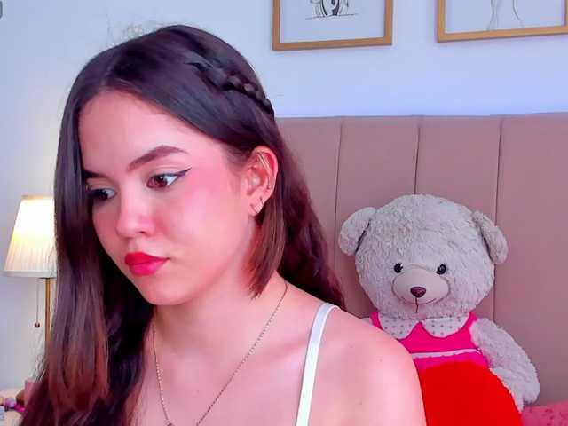 BellaFontana live cam on BongaCams