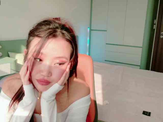 Lilyisshy webcam