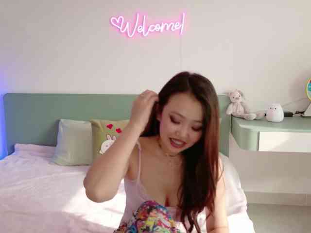 Lilyisshy webcam