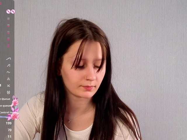 charming-rey live cam on BongaCams