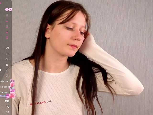 charming-rey