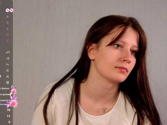 charming-rey