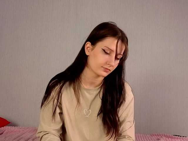charming-rey live cam on BongaCams