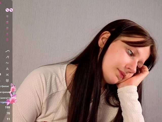 charming-rey