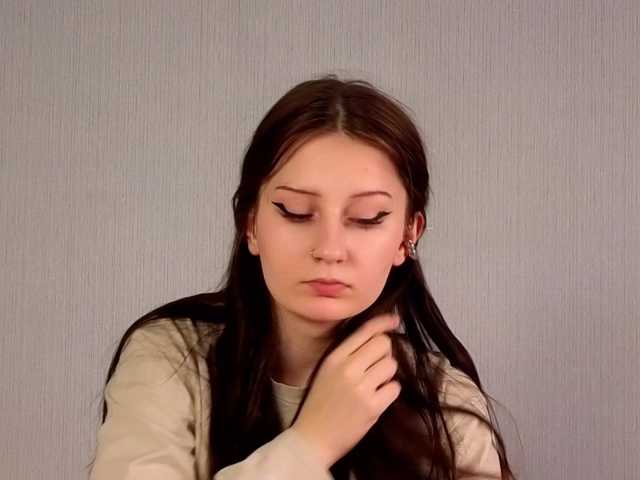 charming-rey