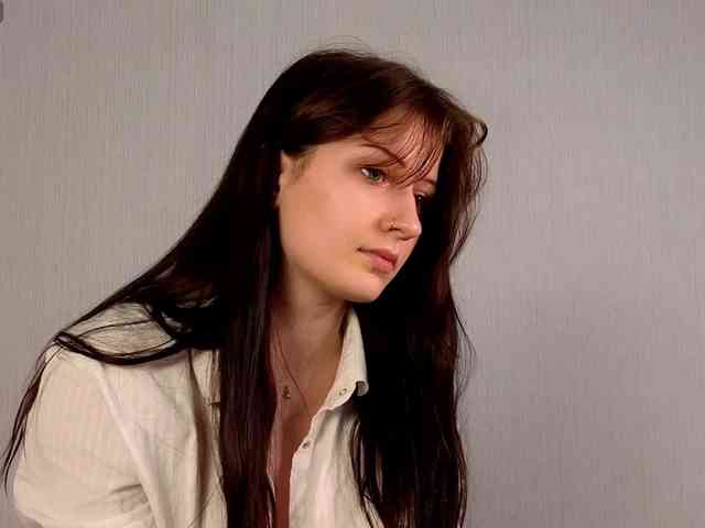 charming-rey webcam