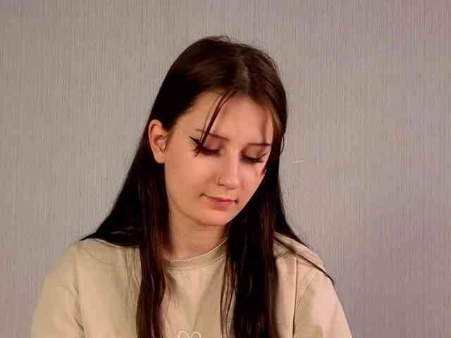 charming-rey