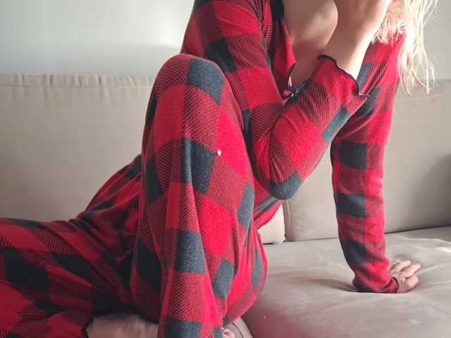 PeaceDance, en directo ahora en BongaCams