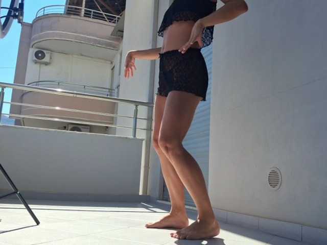 PeaceDance live cam on BongaCams