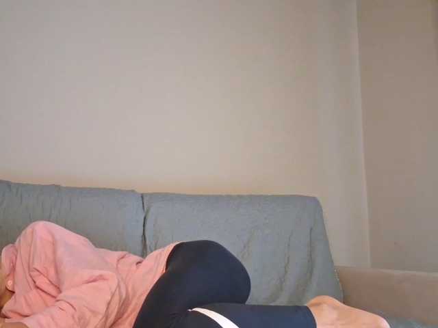 PeaceDance live cam on BongaCams
