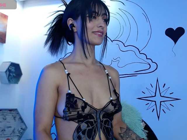 roxywild live cam on BongaCams