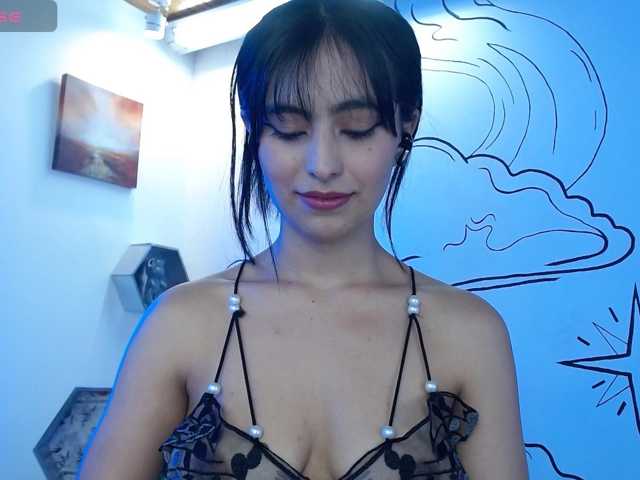 roxywild live cam on BongaCams