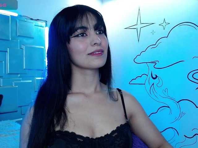 roxywild live cam on BongaCams