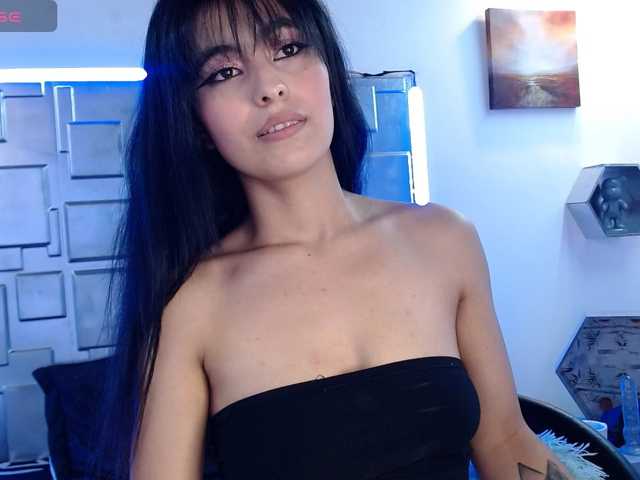 roxywild live cam preview