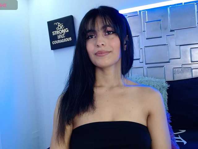 roxywild live cam on BongaCams