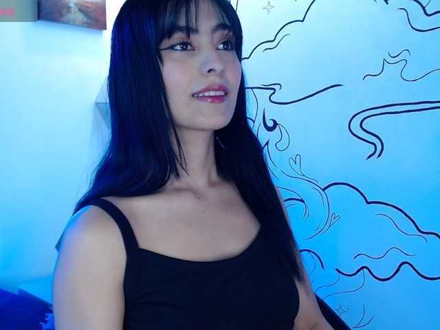roxywild live cam on BongaCams