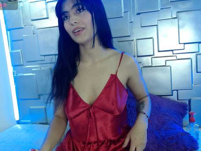 roxywild live cam preview