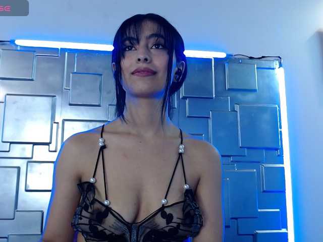 roxywild live cam on BongaCams