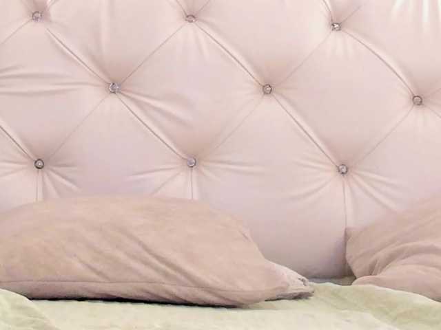 Linda-Jones live cam on BongaCams