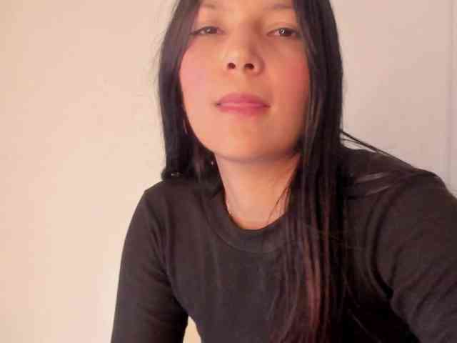 Linda-Jones webcam