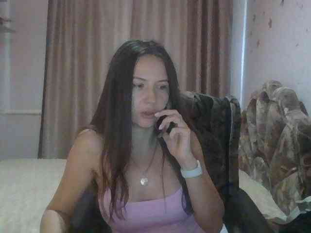 Lisa-Bond webcam