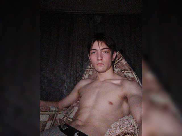 Divady — live male cam