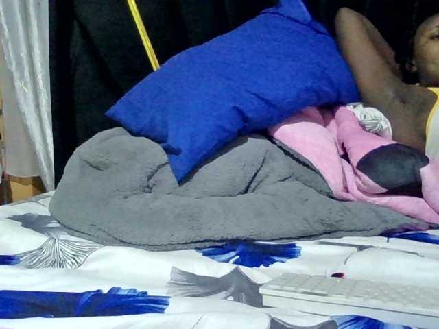 Kendy01 live cam preview
